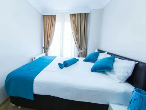 Color Homes 3 Apartments - Photo 1