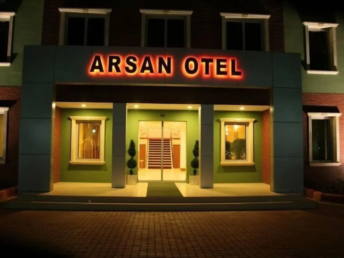 Arsan Hotel