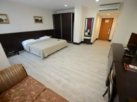 Arsan Hotel - Photo 2