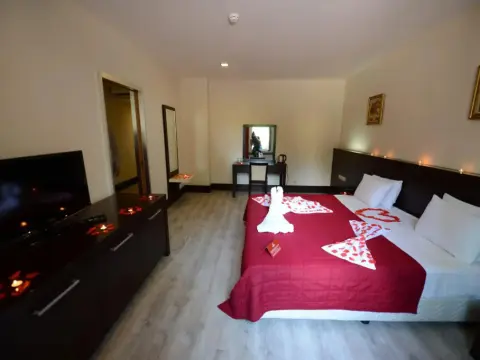 Arsan Hotel - Photo 4