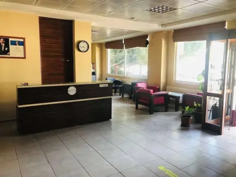 Arya Hotel - Photo 2