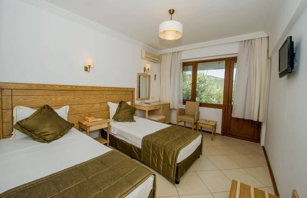 Assos Eden Beach Hotel - Photo 3