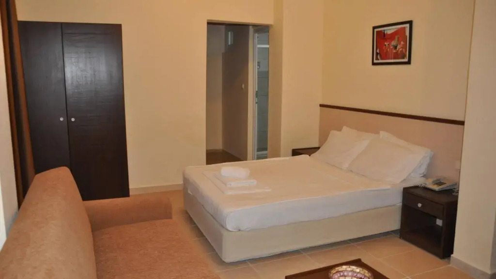 Astor Beach - фото 2