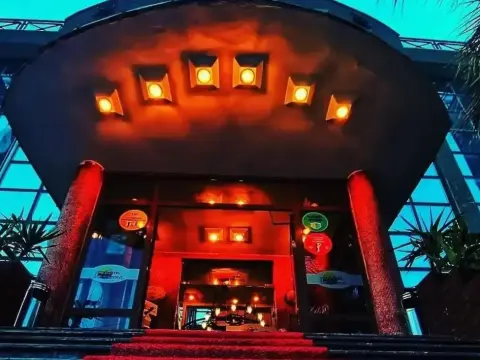 Aterna Hotel - Photo 1