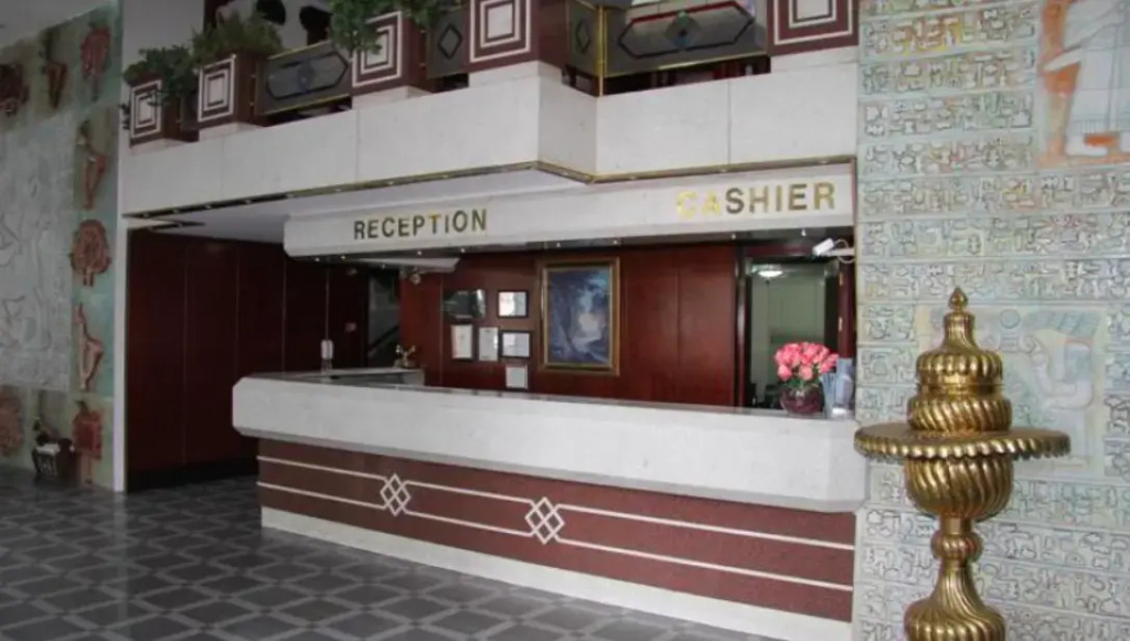 Ayma Hotel - Photo 2