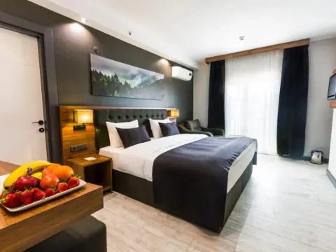 Azra Suite Otel - Photo 4