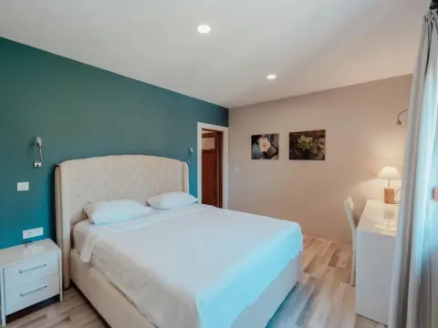 Azur Hotel - Photo 3