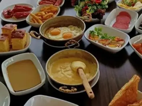 BAL Mini Hotel - Photo 2