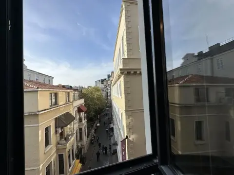 Billurcu Sk. No 5 - Photo 4