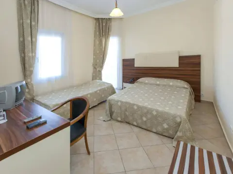 Bitez Kassandra - Photo 2