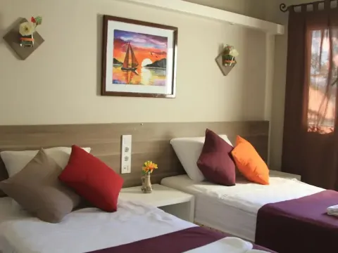 Bitez Marina Hotel - Photo 3