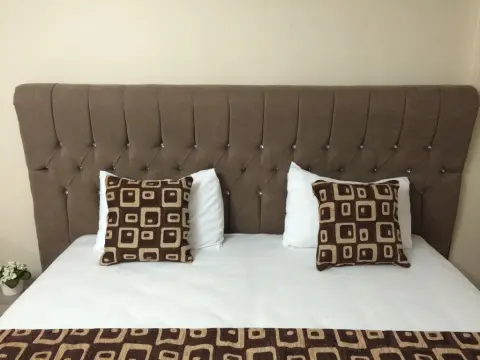 Black Bird Suite Hotel - Photo 4