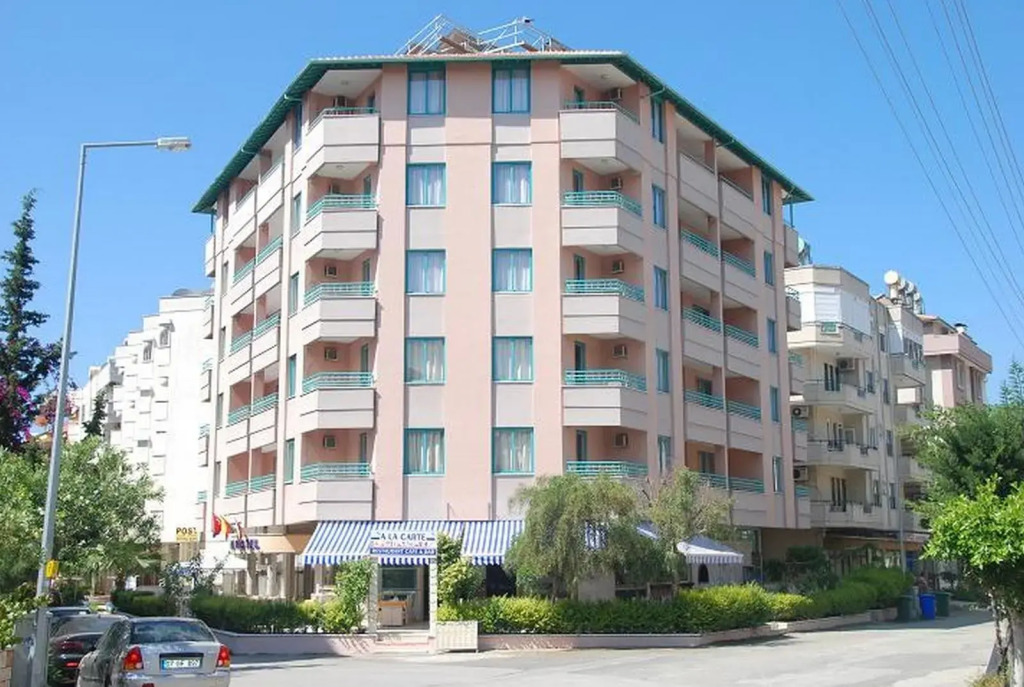 Blue Dream Hotel - фото 1