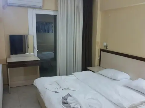 Blue Sea Hotel - Photo 4