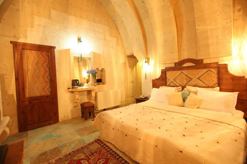 Blue Valley Cave Hotel - Photo 3