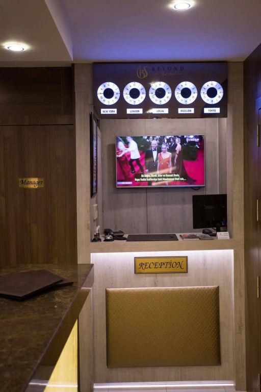 Bonne Sante Hotel - Photo 2