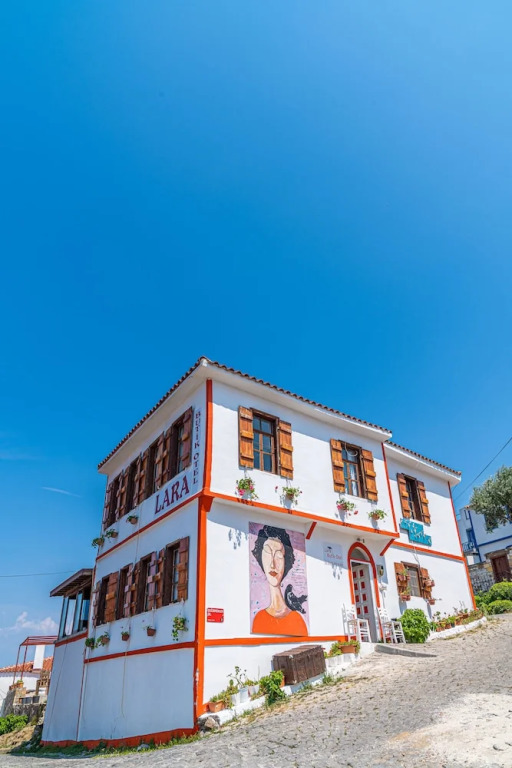 Bozcaada Lara Butik Hotel