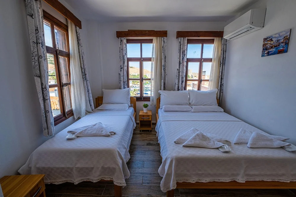 Bozcaada Lara Butik Hotel - Photo 4