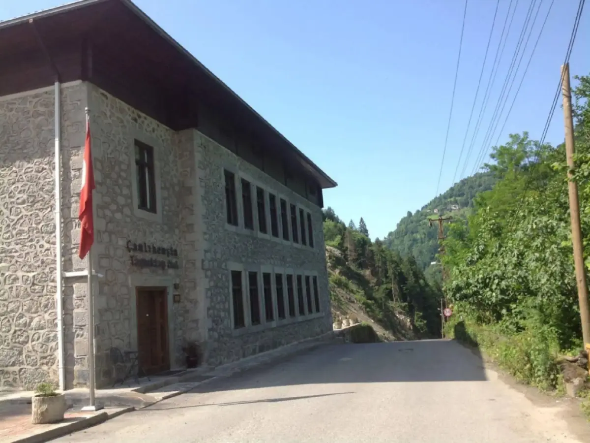 Camlihemsin Tasmektep Hotel