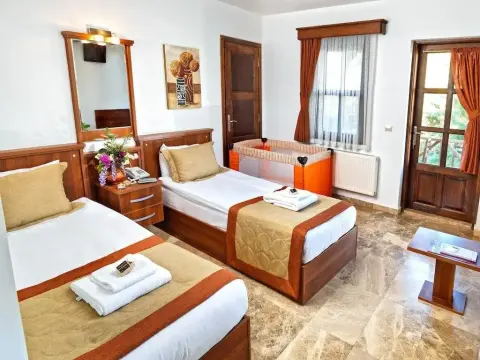 Capraz Holiday Resort - Photo 1