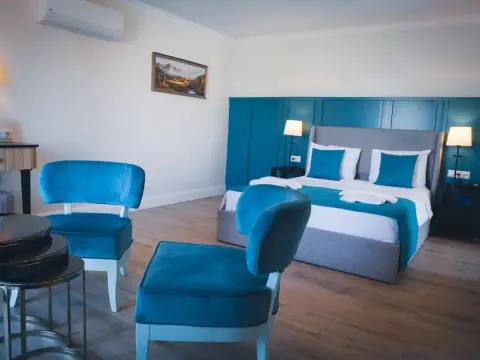 Casamia Boutique - Photo 4