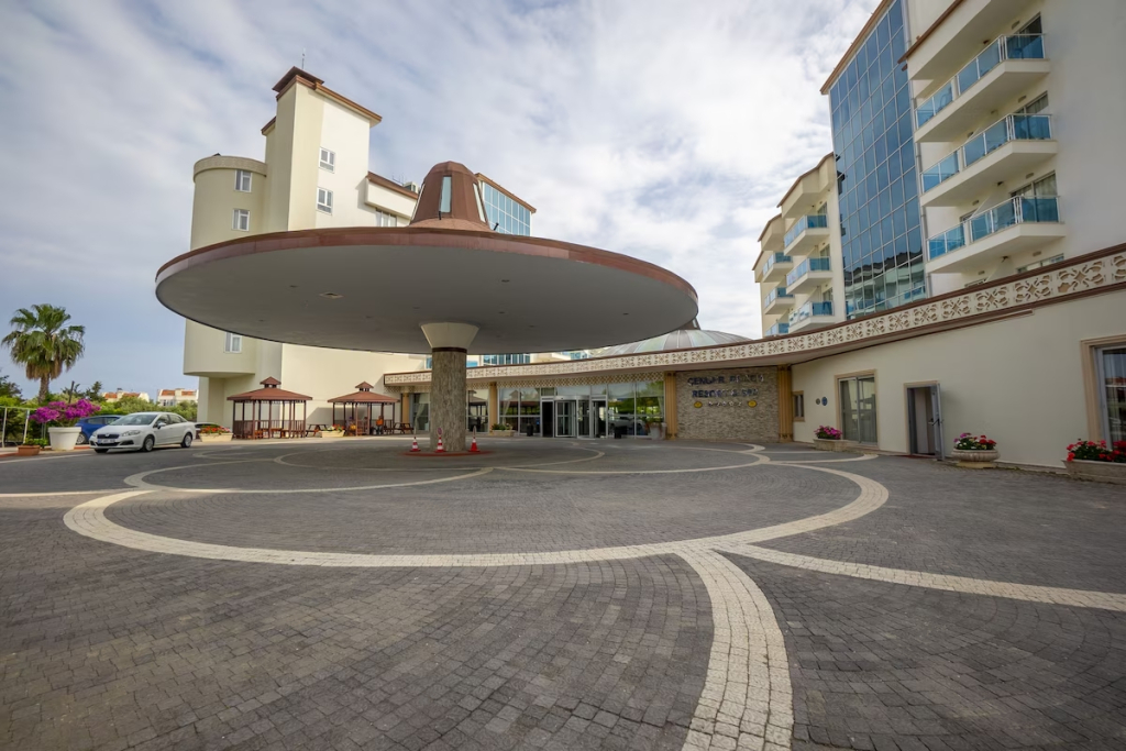 CENGER BEACH RESORT & SPA