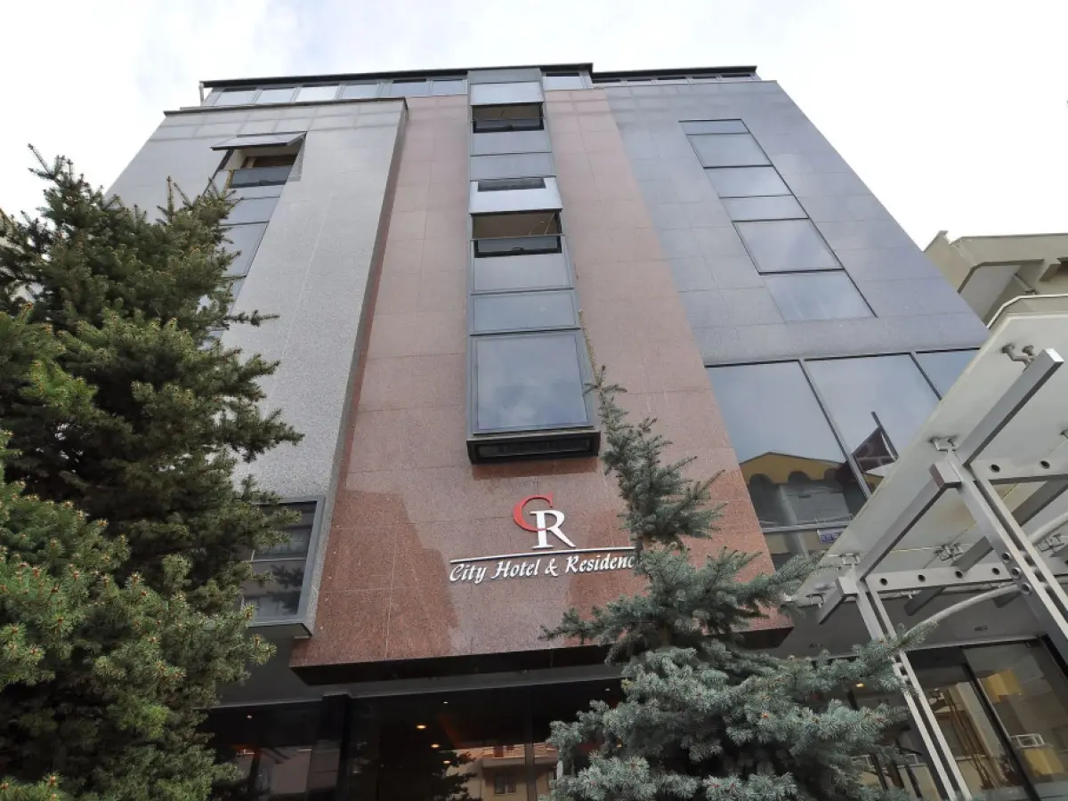 City Hotel Residence