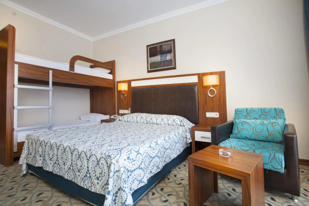 Club Side Coast - Photo 4