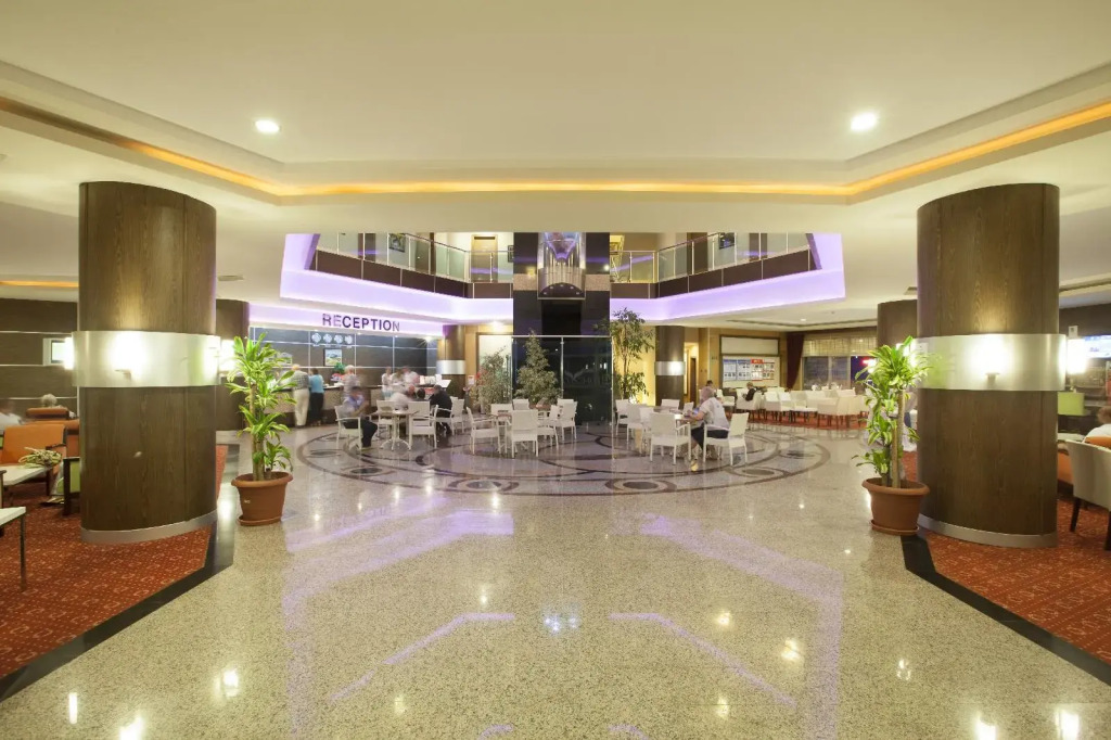 Club Side Coast - Photo 2