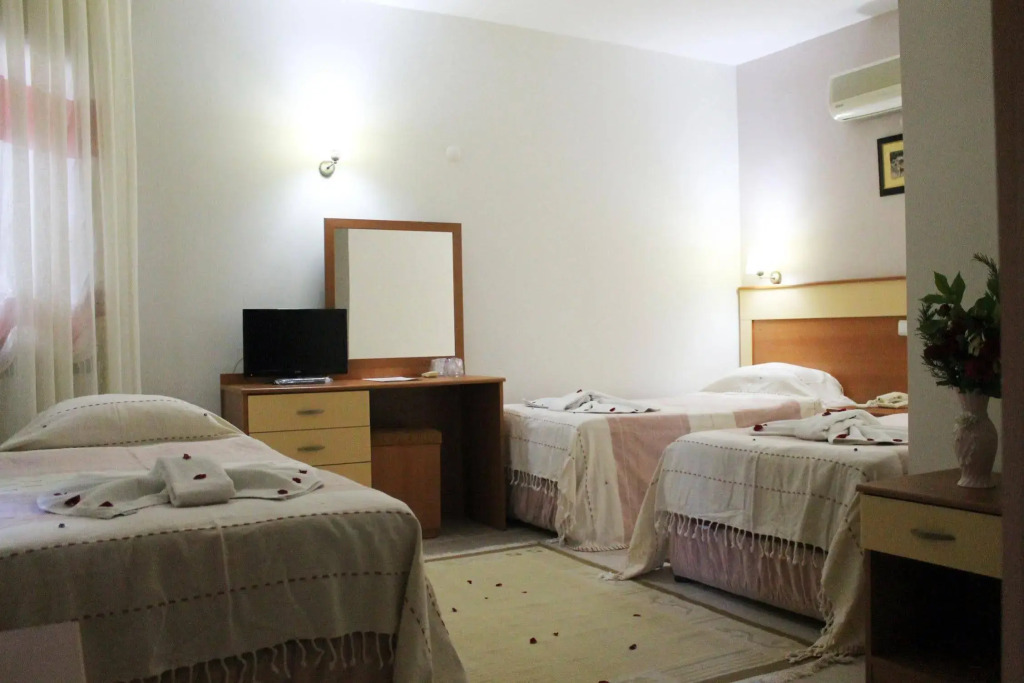 Club Turkuaz Garden Hotel - Photo 2