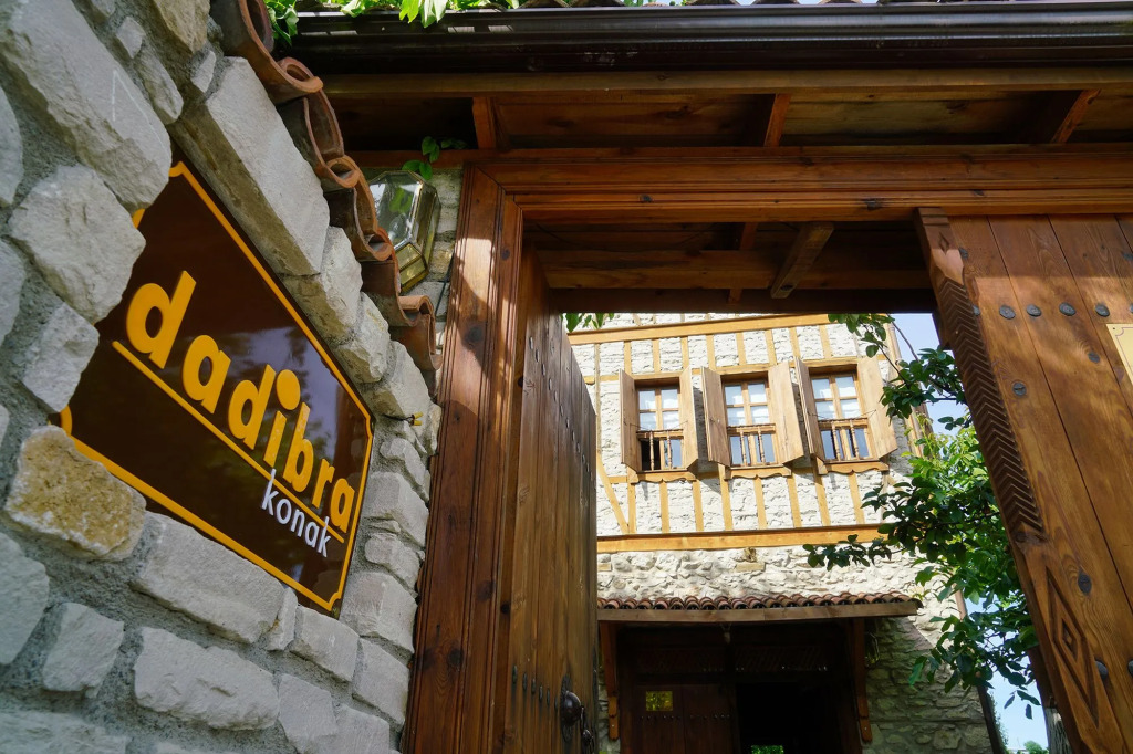 Dadibra Konak - Photo 1