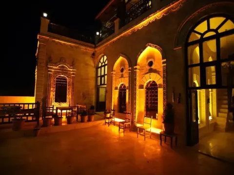 Darius Konağı - Photo 1