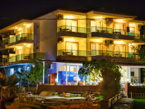 Defne Lori̇na Buti̇k Hotel - Photo 1