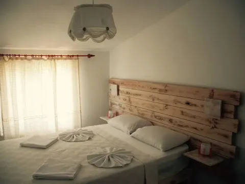 Derin Apart - Photo 1