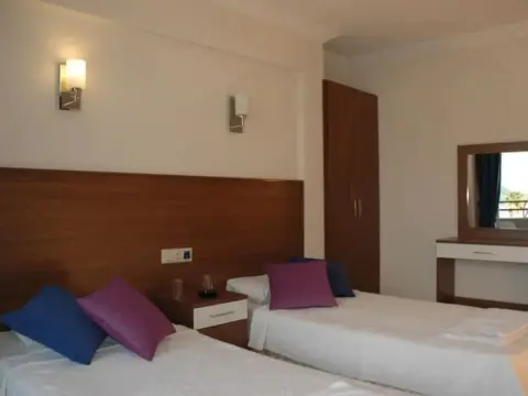 Doruk Hotel and Suites - Photo 2
