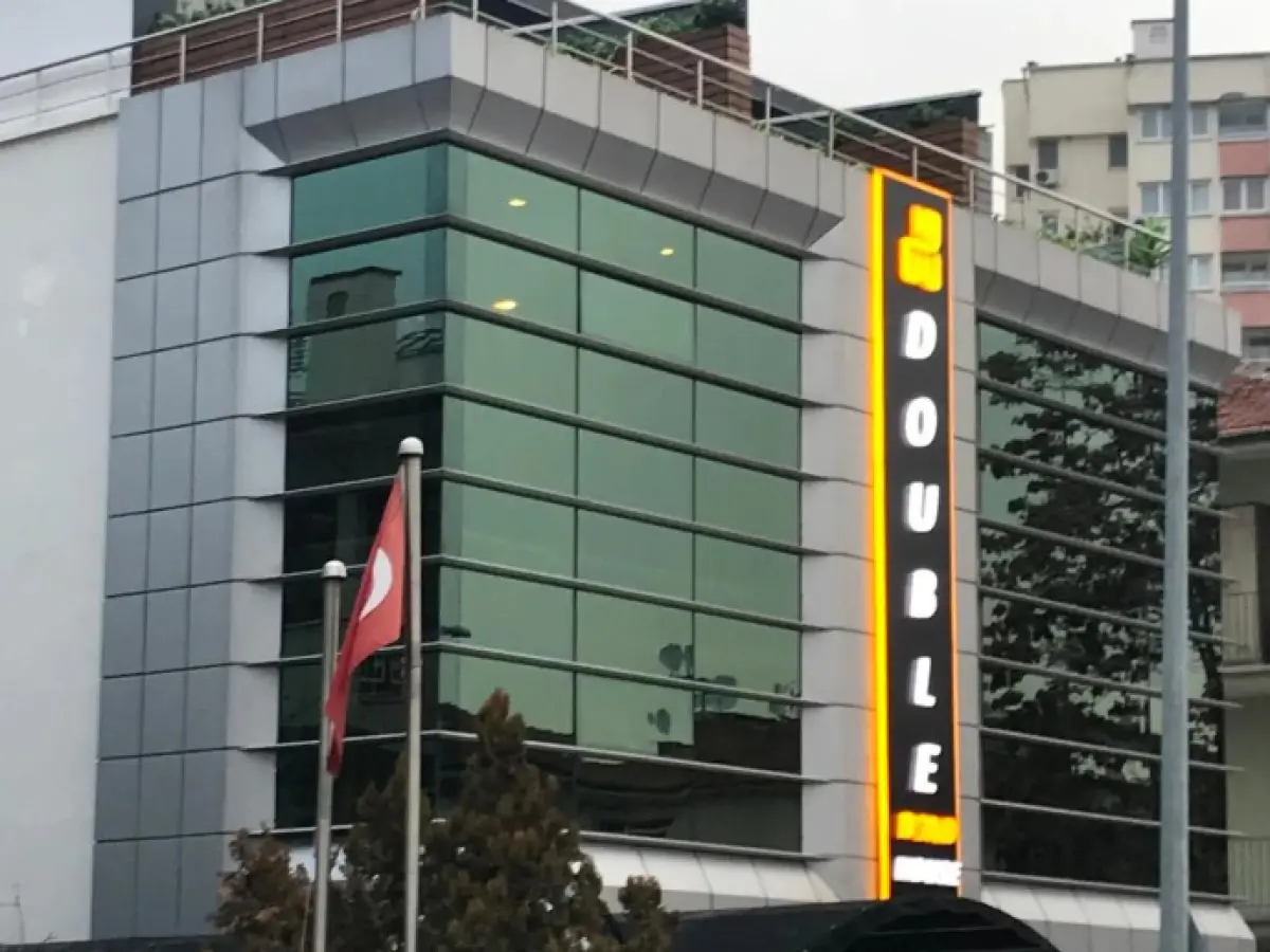 Double Bond Hotel Spa