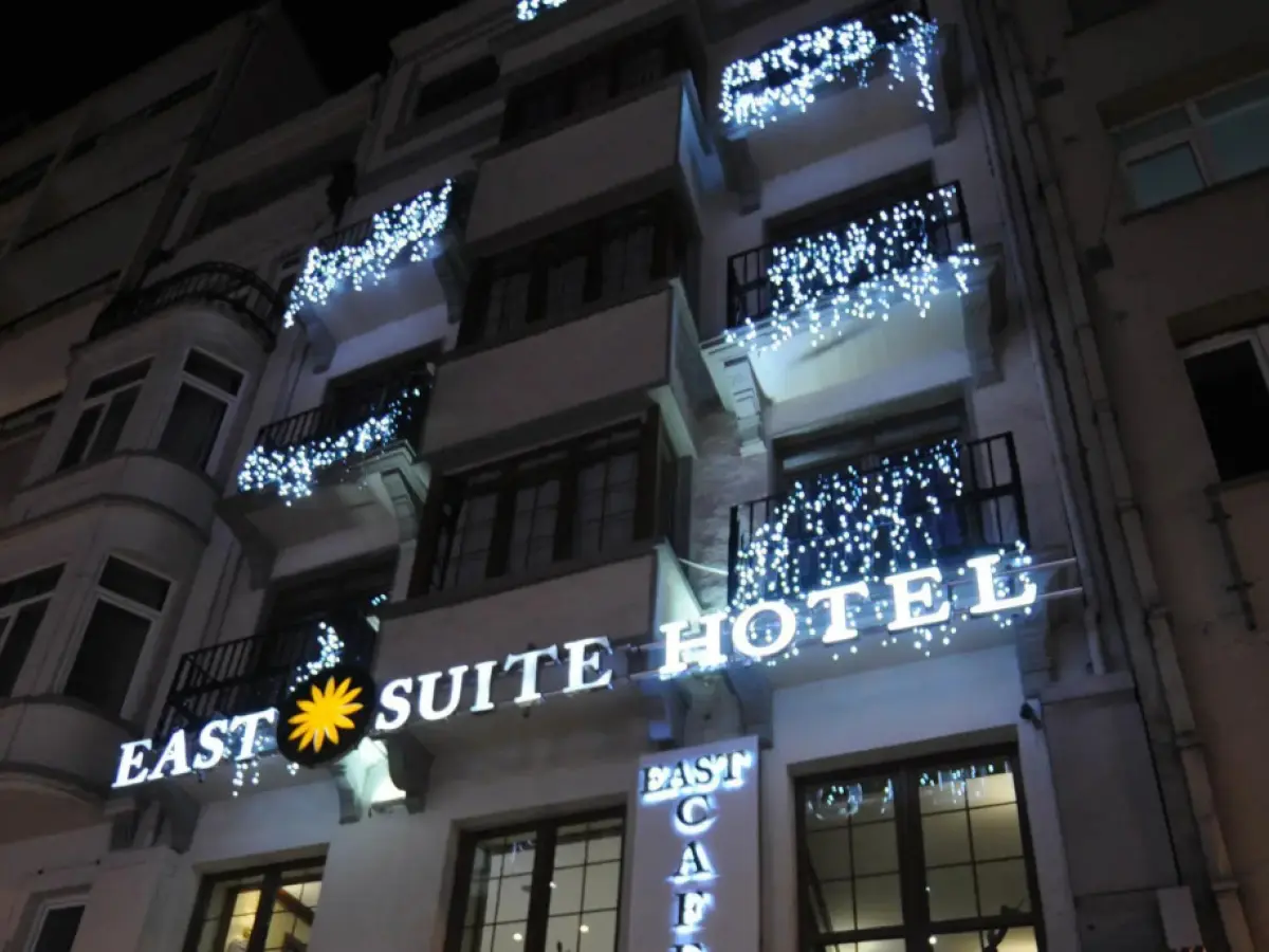 East Suite Hotel