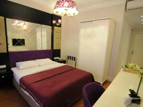 East Suite Hotel - Photo 4