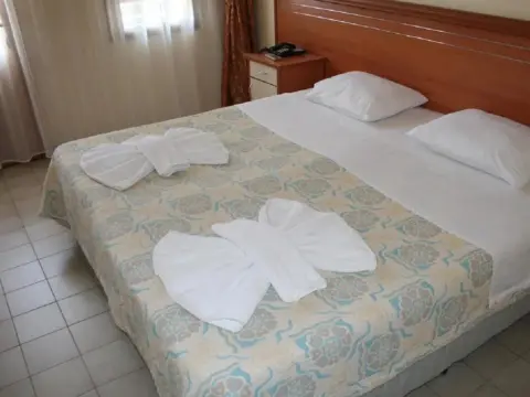 Ekin Hotel - Photo 3