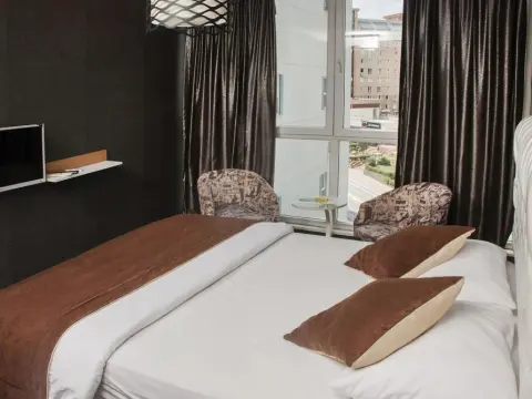 Elit House Suit - Photo 4