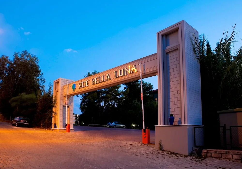 Elysium Side Bella - Photo 1