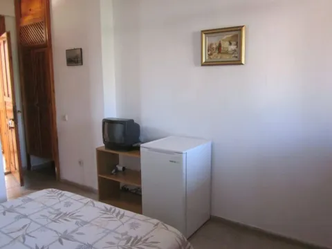 Elze Hotel - Photo 4