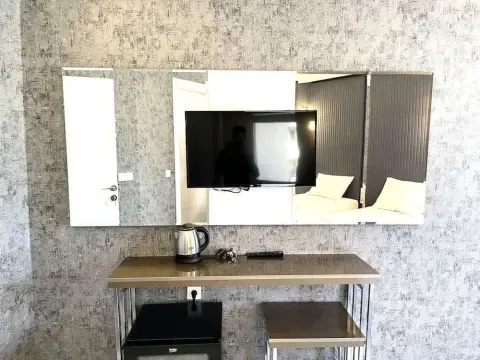 Emilia Hotel - Photo 3