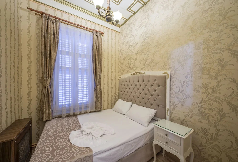 Emre Residence Suites - Photo 1