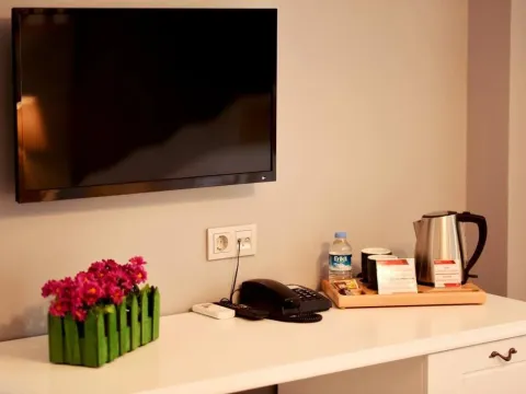 Enginyurt City Hotel - Photo 2