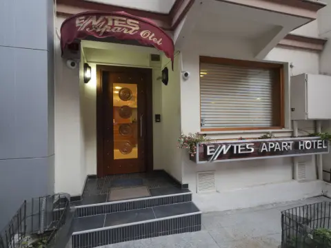 Entes Apart - Photo 1