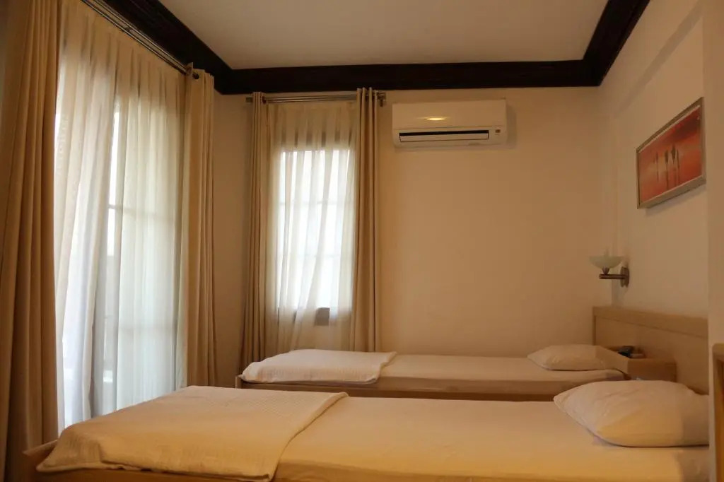 Erdem Hotel - Photo 4