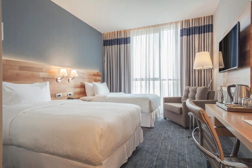 Ever Hotel Europe - Photo 4