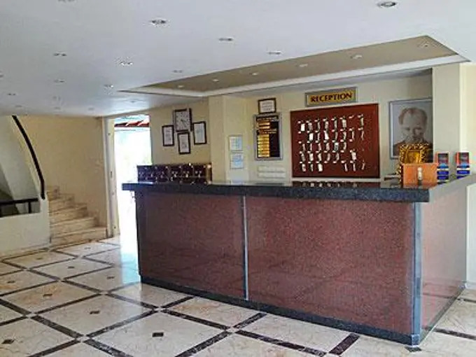 Feronia Hills Hotel - фото 2