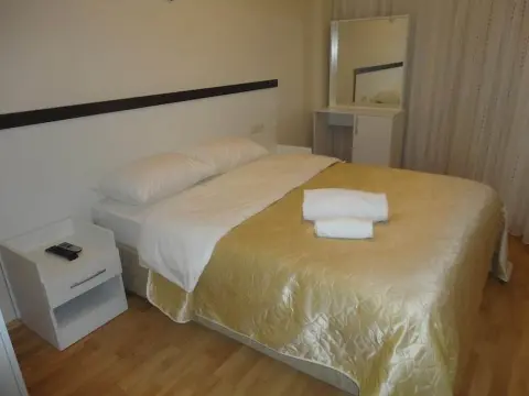 Flora Hotel - Photo 1